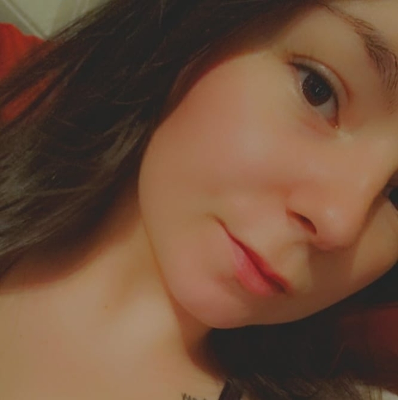 Meet your Posher, Tya - Picture 1 of 1